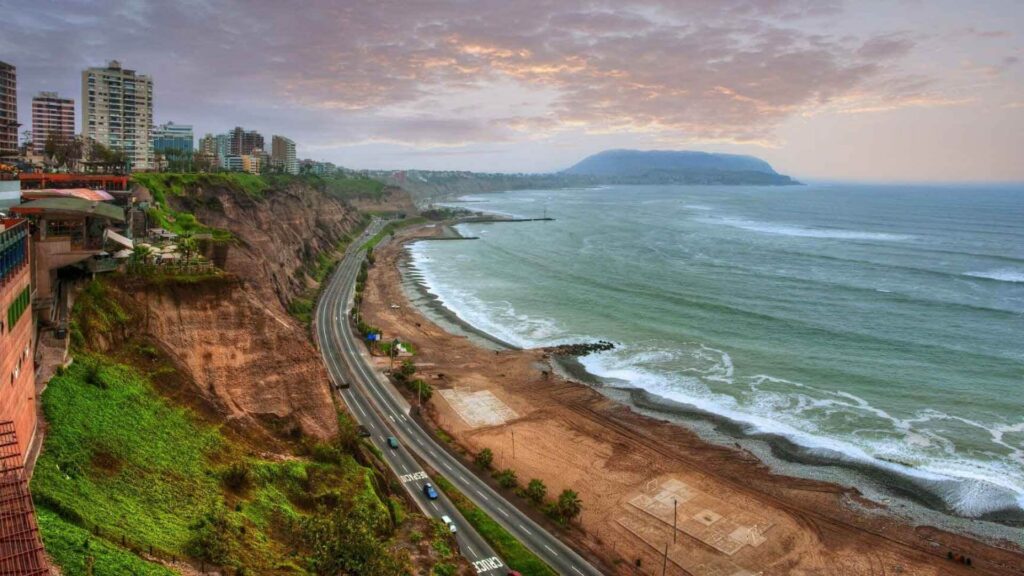 mystical-peru-7D-6N-package-explore-cusco-rainbow-mountain-and-more